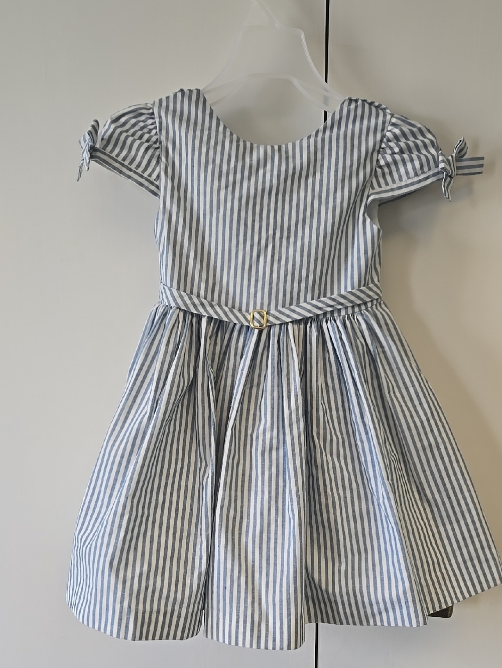 Girls 6 ADORABLE Striped Blue and White Belted Dress
